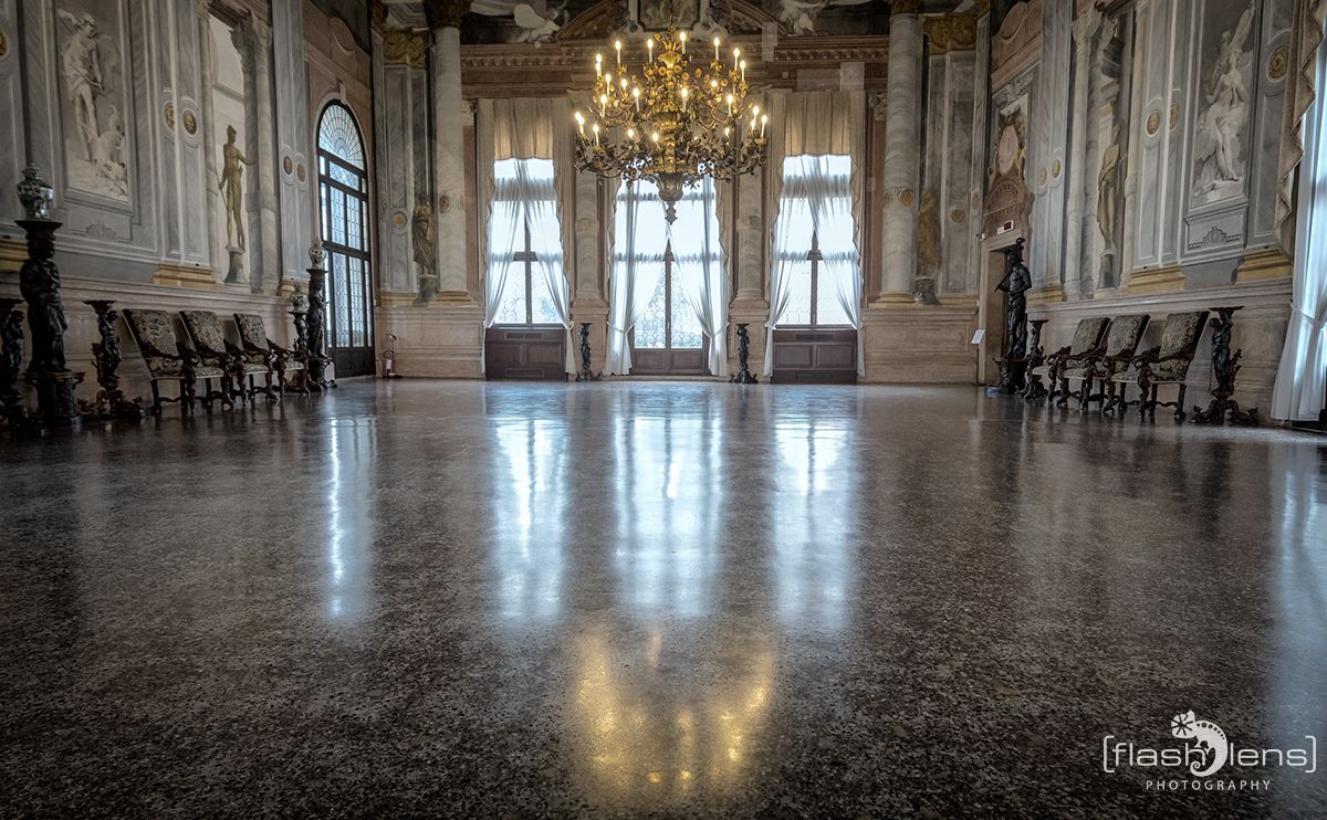 Palazzo Ca Rezzonico 003