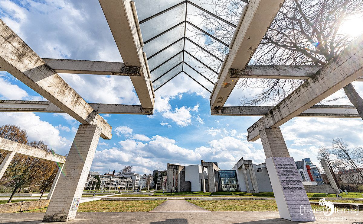 Duisburg Innenhafen 010